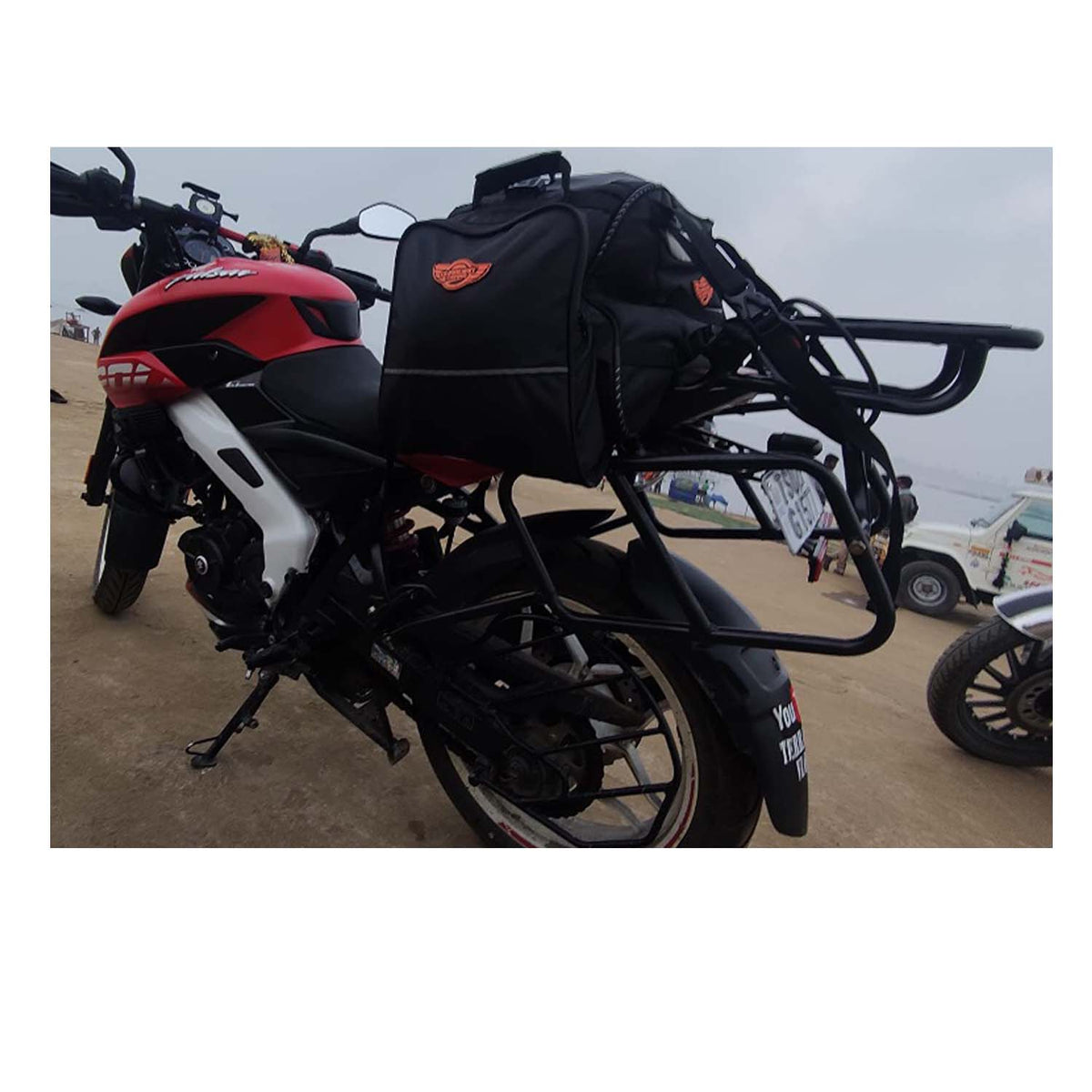 Pulsar 150 best sale side box price